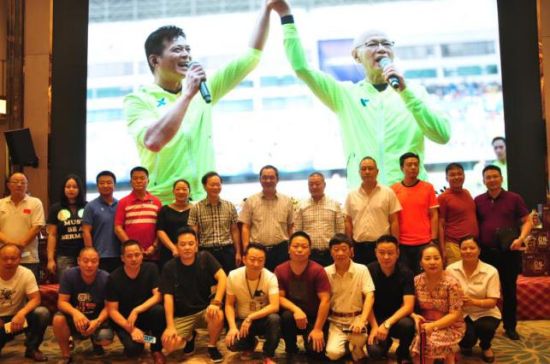 香港明星足球队涪陵公益赛10月开打--17--重庆