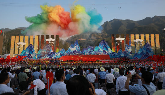 图为第三届中国·白帝城国际诗歌节开幕式。主办方供图