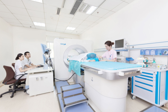 圖為重慶海扶醫院聚焦超聲治療技術運用現場。 海扶醫療供圖