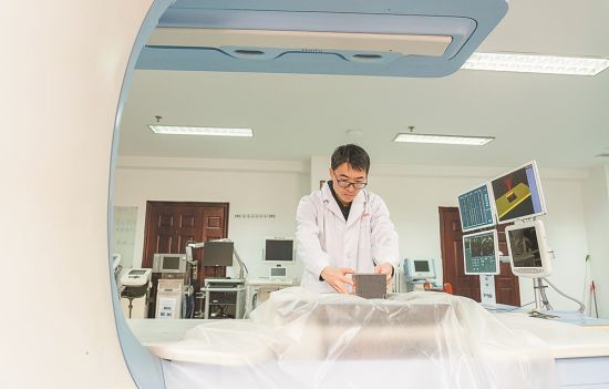 超声医学工程国家重点实验室  这个实验室有把看不见的“刀”能隔空“杀”癌变组织