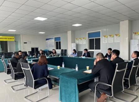 图为建行重庆市分行、建行潼南支行与潼南区农委及部分柠檬企业座谈会。